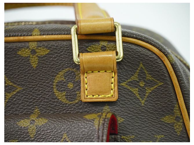 Excentri-Cite Handtasche aus Monogramm-Canvas von Louis Vuitton - Ansicht 5