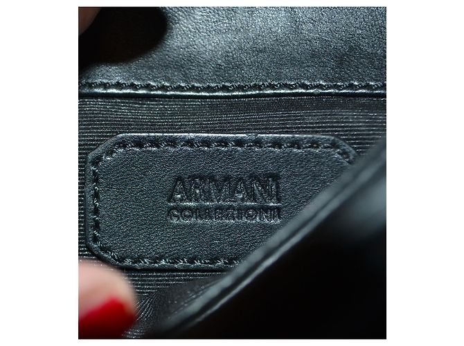 Borsa a tracolla Giorgio Armani in pelle nera Nero - vista 8