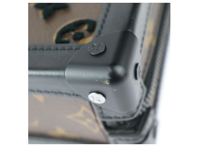 Louis Vuitton Vertikale Soft Trunk Monogram Tuftage Schultertasche Braun Schwarz Monogramm - Ansicht 6