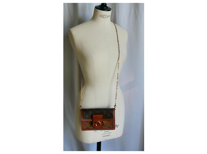 LOUIS VUITTON Portefeuille Chaine Dauphine Neuf M68746 Caramel - vue 4