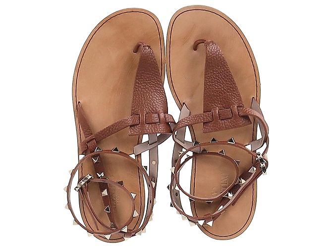 Sandali piatti T-Strap Rockstud Valentino Garavani in pelle marrone Rosso - vista 3