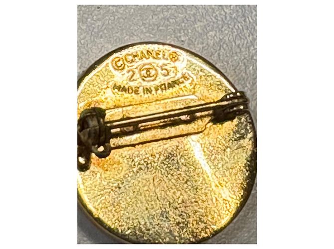 Spilla Chanel Logo CC Metallo Dorato D'oro - vista 4