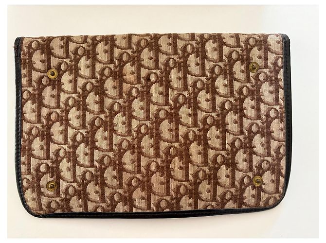 Pochette Christian Dior in tessuto monogrammato marrone Marrone chiaro - vista 11