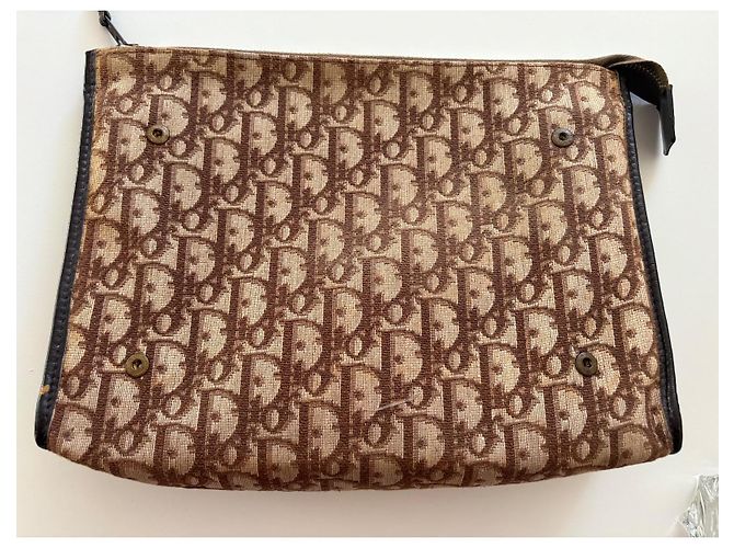 Pochette Christian Dior in tessuto monogrammato marrone Marrone chiaro - vista 9