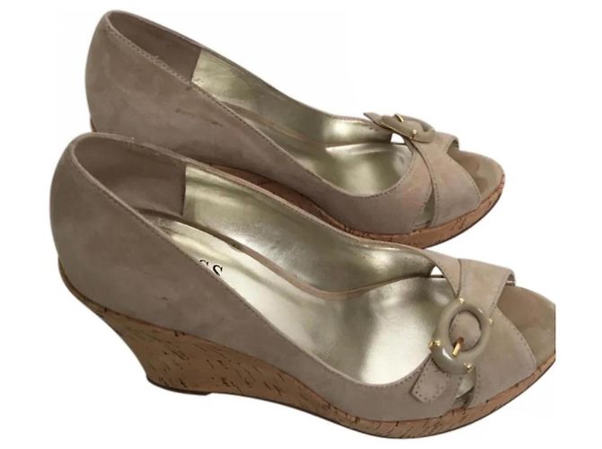 Zeppe Guess Beige in scamosciato - vista 5
