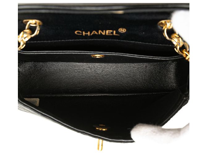 Chanel Nero CC Trapuntato in Raso Bijoux Catena Singola - vista 4