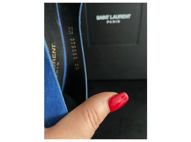 Saint Laurent Wildleder High Heels in einem umwerfenden Blau Marineblau - Ansicht 6