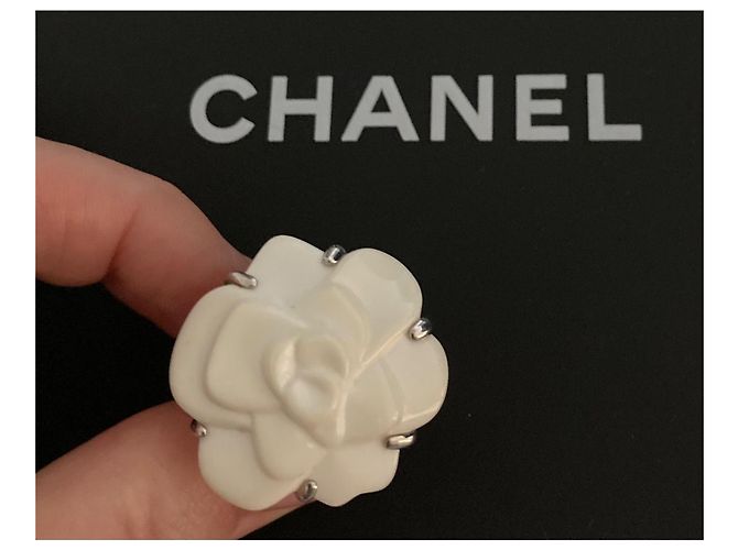 Chanel big Camelia whitegold + white achat  sz. 49 Weiß - Ansicht 2
