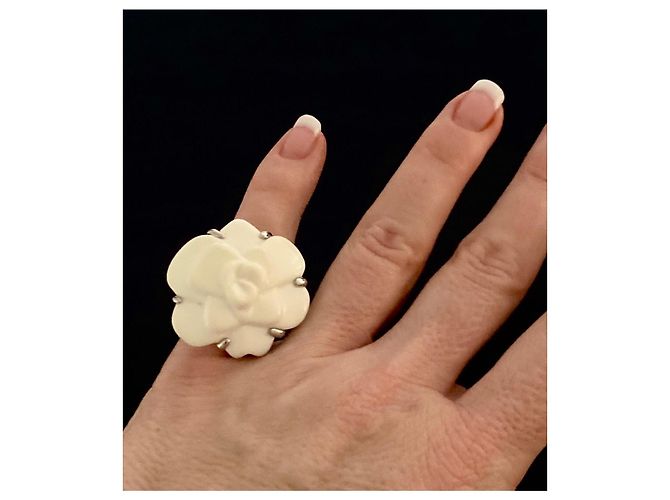 Chanel big Camelia whitegold + white achat  sz. 49 Weiß - Ansicht 4