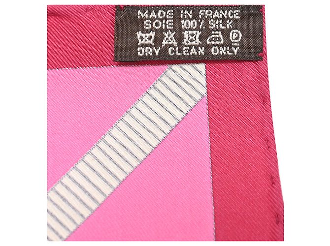 Foulard Hermès Balade En Berline 90 in seta rosa - vista 4