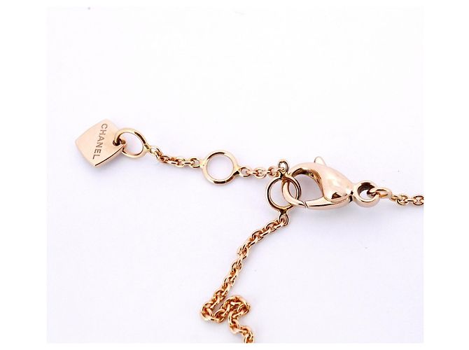 Bracciale Charm Coco Crush di Chanel D'oro - vista 4