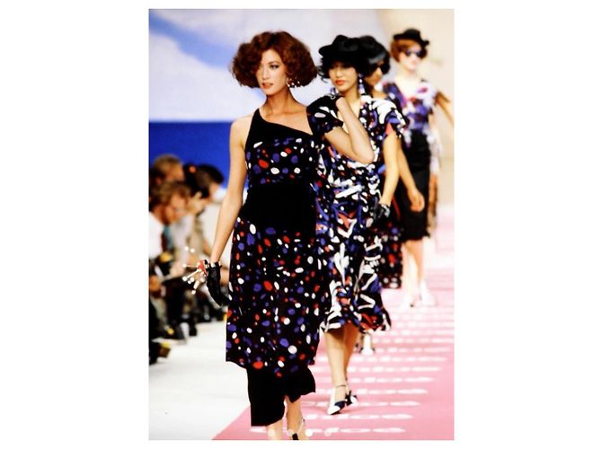 Chloé Abendkleid, Modell Chloé By Karl Lagerfeld SS1984. Schwarz - Ansicht 3