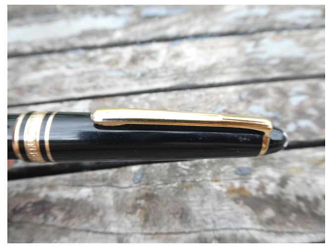 stylo a bille montblanc  meisterstuck classique Noir - vue 4