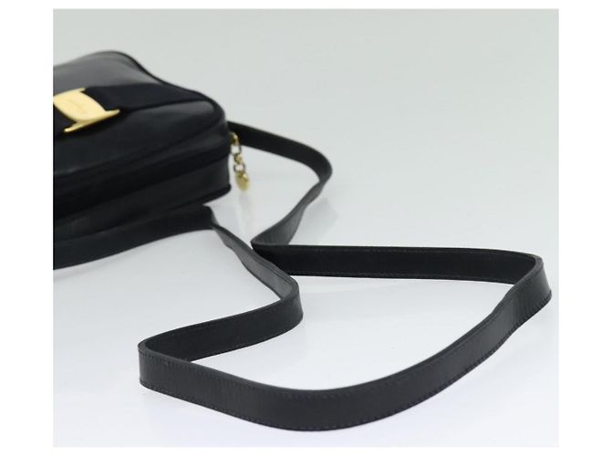 Bolso de Hombro Vala de Cuero Azul Marino y Oro Auth 138120 de Salvatore Ferragamo Dorado - vista 7