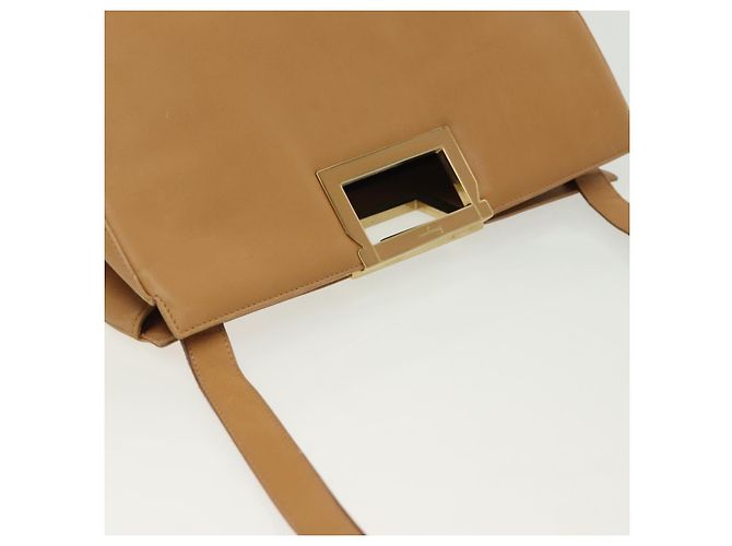Borsa a Spalla Salvatore Ferragamo in Pelle Beige Oro Auth bs28483 D'oro - vista 6