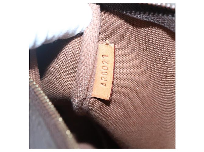 LOUIS VUITTON Pochette Accessoires Graffiti Pouch Khaki M92191 LV Auth bs28566 Caqui Monograma - vista 12