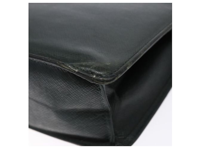 LOUIS VUITTON Pochette Kourad in Taiga Borsa Clutch Épicea M30194 LV Auth bs28613 - vista 16
