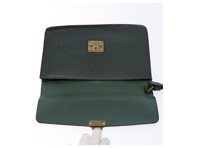 LOUIS VUITTON Pochette Kourad in Taiga Borsa Clutch Épicea M30194 LV Auth bs28613 - vista 19