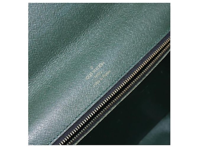 LOUIS VUITTON Pochette Kourad in Taiga Borsa Clutch Épicea M30194 LV Auth bs28613 - vista 20