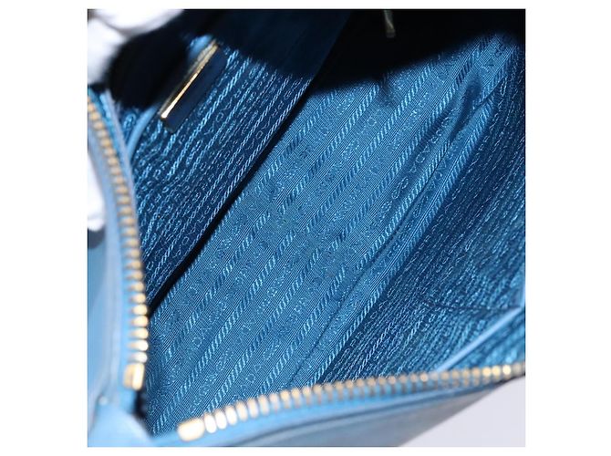 Prada Borsa a Spalla in Pelle Blu Oro Auth 136806 D'oro - vista 18