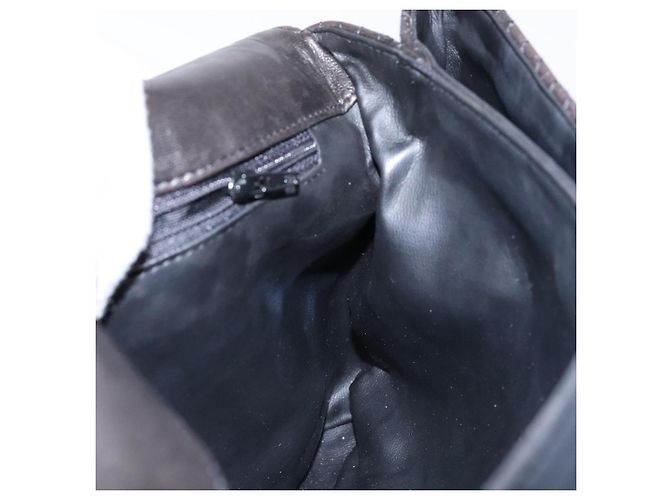BALLY Borsa a Mano Matelassé in Pelle Nera e Oro Auth ki5898 Nero D'oro - vista 19