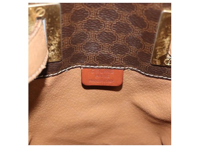 Céline Borsa a Spalla in Tela Macadam CELINE in Pelle PVC Marrone Oro Auth 136070 D'oro - vista 16