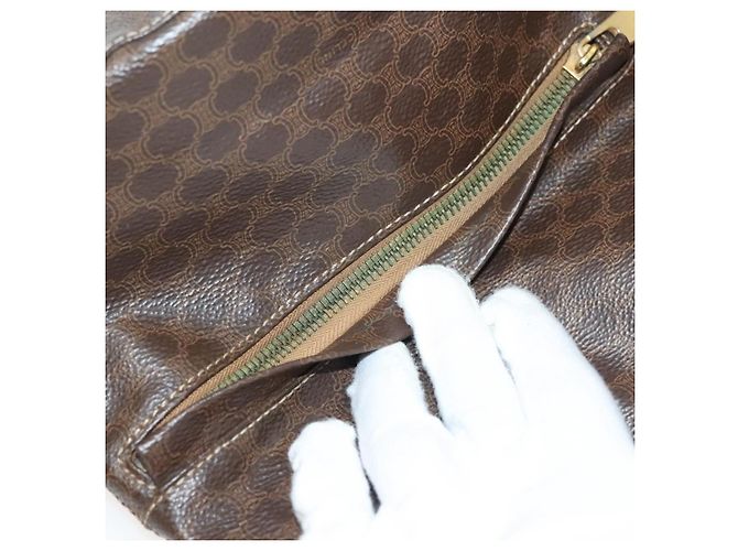 Céline Borsa a Spalla in Tela Macadam CELINE in Pelle PVC Marrone Oro Auth 136070 D'oro - vista 20