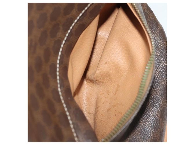 Céline Borsa a Spalla in Tela Macadam CELINE in Pelle PVC Marrone Oro Auth 136070 D'oro - vista 21