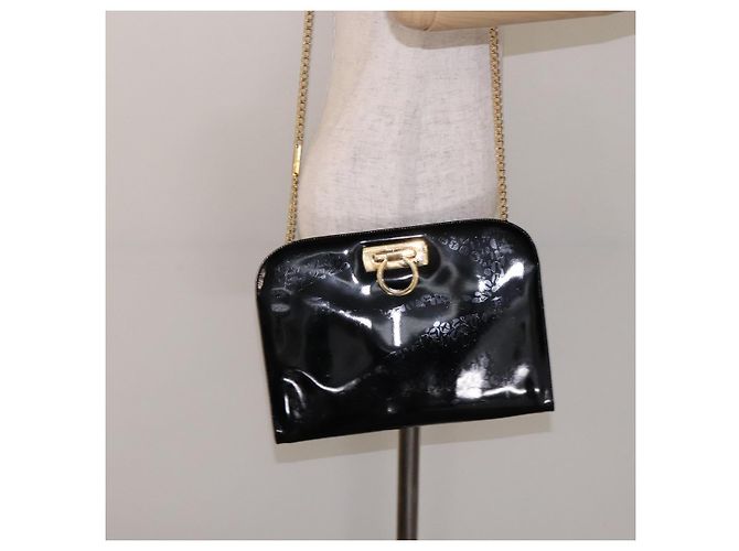 Borsa a Spalla Gancini con Catena Salvatore Ferragamo Smalto Nero Oro Auth 139352 - vista 21