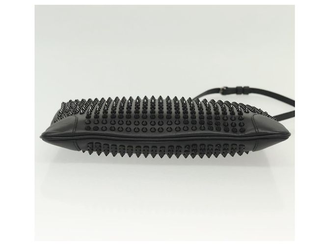 Borsa a spalla in pelle nera con borchie e catena Christian Louboutin Auth 137606 Nero Argento - vista 11