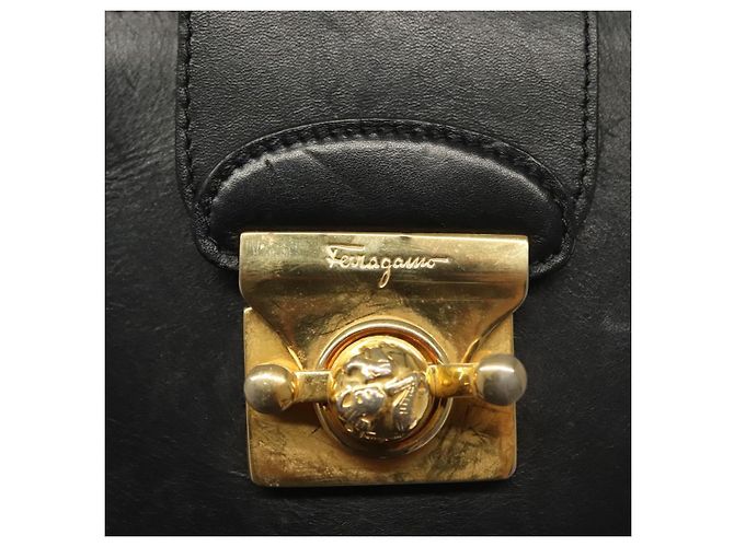 Borsa a mano Salvatore Ferragamo in pelle nera e oro Auth 139277 Nero D'oro - vista 14