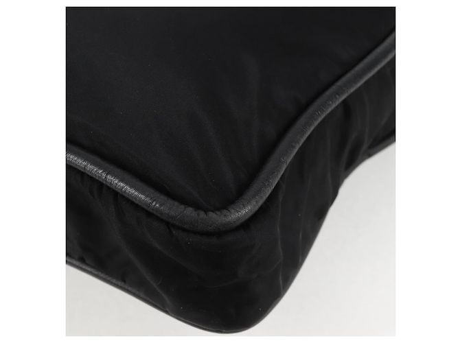 Céline Borsa Tote in Nylon Nero Oro Auth 136206 D'oro - vista 13
