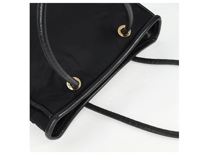 Céline Borsa Tote in Nylon Nero Oro Auth 136206 D'oro - vista 6