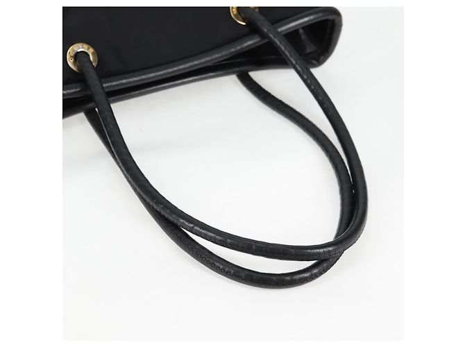 Céline Borsa Tote in Nylon Nero Oro Auth 136206 D'oro - vista 7