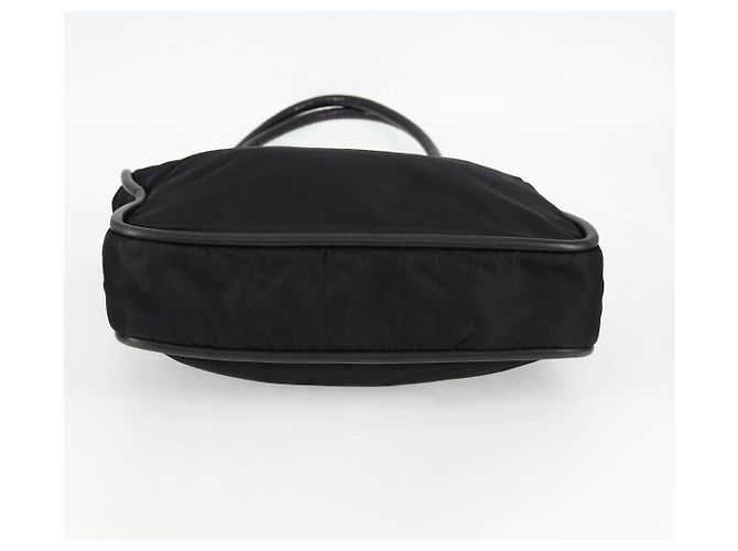 Céline Borsa Tote in Nylon Nero Oro Auth 136206 D'oro - vista 9