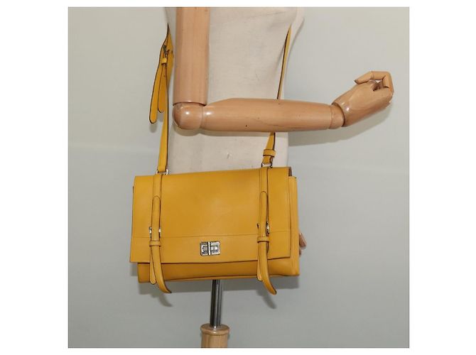 PRADA Schultertasche Gelb Silber Auth 138192 - Ansicht 23