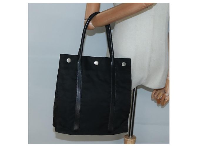 Borsa Tote Prada in Nylon Nero Argento Auth 139452 - vista 22