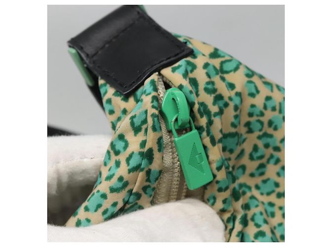 Autre Marque Borsa a spalla in nylon verde Auth sw1158 di BOTTEGA VENETA - vista 10