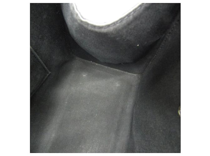 Borsa Louis Vuitton Epi Blair MM Nero - vista 15