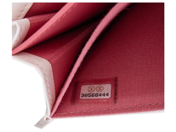 Tarjetero Chanel 19 de piel de cordero acolchado blanco con cadena Crudo - vista 6
