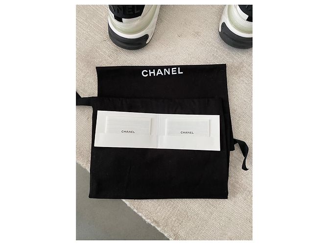 Baskets Chanel Blanc Noir - vue 5