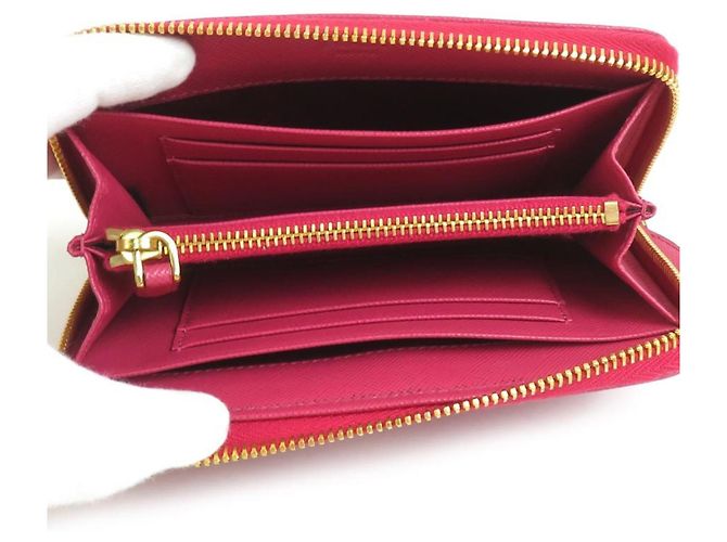 Cartera Compacta Prada en Cuero Rosa - vista 3