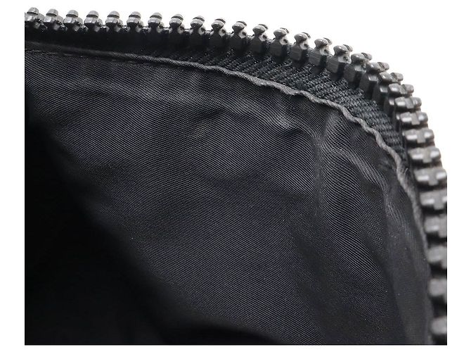 Borsa a Spalla in Nylon e Gomma Chanel Nero - vista 8