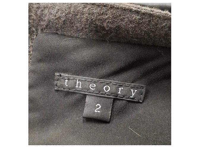 Abito Mini a Maniche Lunghe Jeselia in Pelle Nera di Theory Nero - vista 3