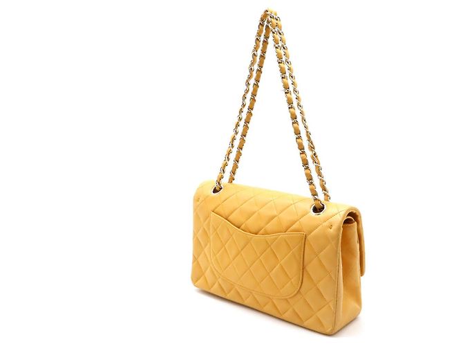 2.55 Borsa a spalla in pelle matelassé Chanel 25 con catena Giallo - vista 2