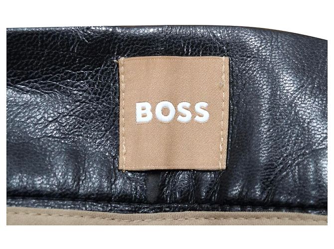 Hugo Boss Falda midi plisada perforada Boss en poliéster negro - vista 3