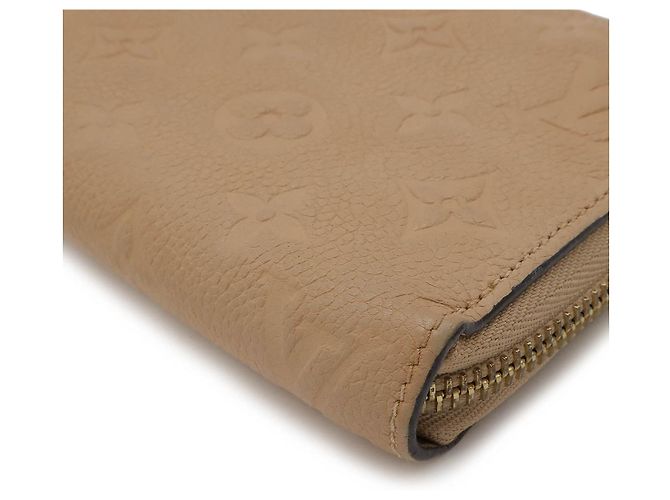 Portafoglio Zippy Monogram Empreinte Louis Vuitton Marrone Beige - vista 3