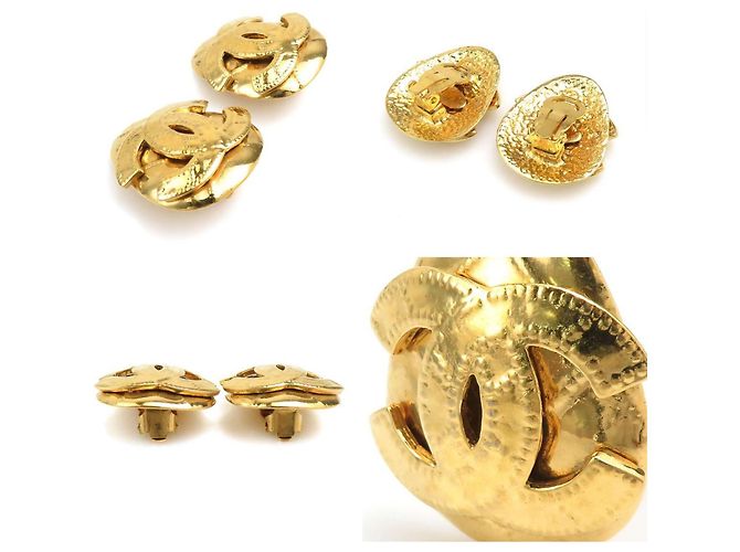 Orecchini a clip in metallo dorato Chanel Coco Mark D'oro - vista 4