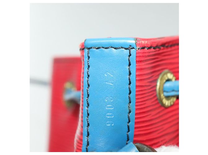 Noe LOUIS VUITTON Borsa a Spalla Petit Noé Epi Rosso Castigliano Blu LV Auth 137359 - vista 12