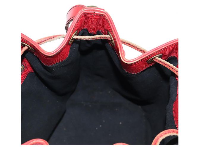 Noe LOUIS VUITTON Borsa a Spalla Petit Noé Epi Rossa M44107 LV Auth 136852 Rosso - vista 21